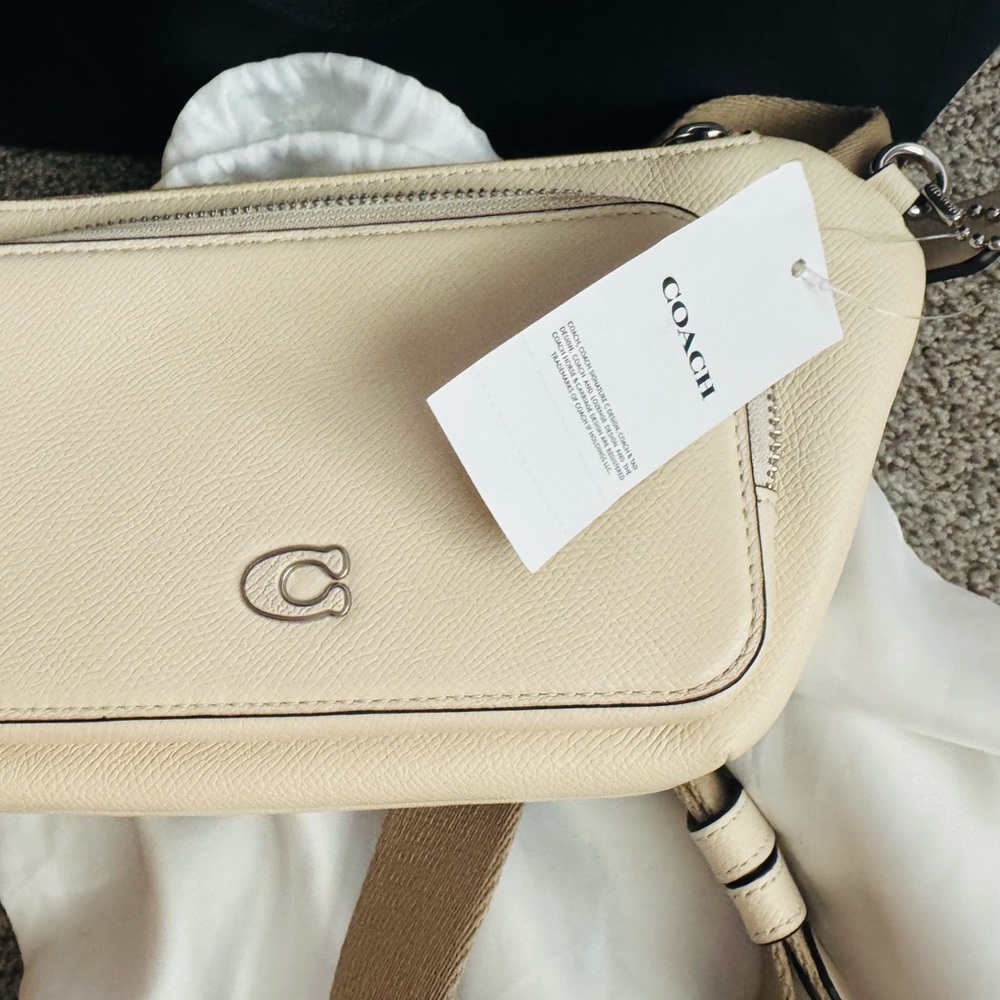 Coach Cream Crossbody Bag - Picture 3 of 11